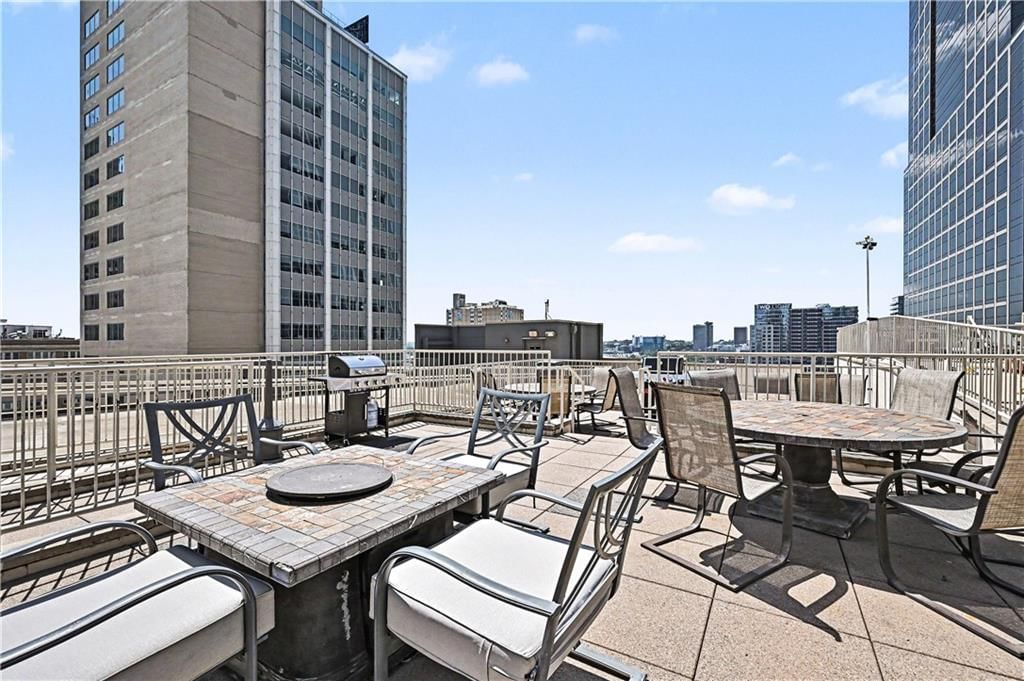 1101 Walnut Street — photo 29
