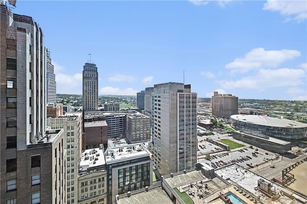 1101 Walnut Street — photo 31