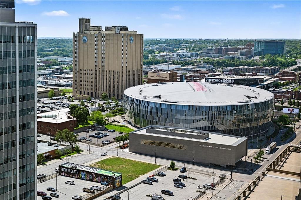 1101 Walnut Street — photo 33