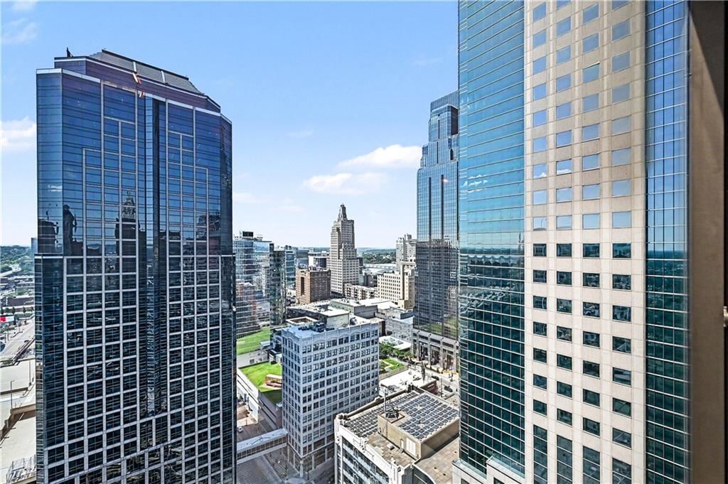1101 Walnut Street — photo 38