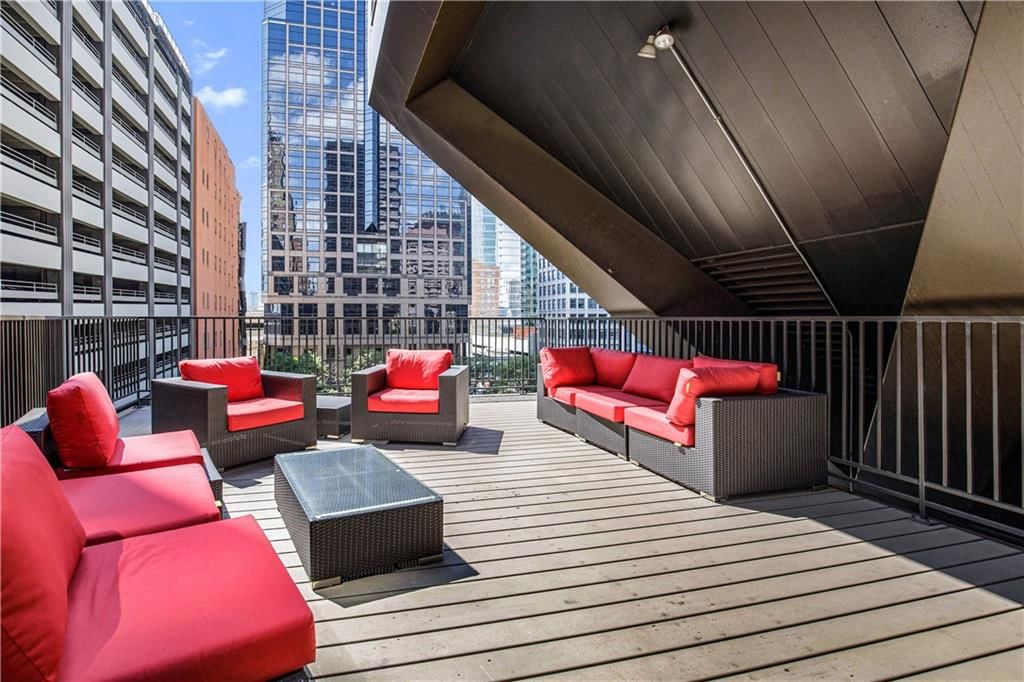 1101 Walnut Street — photo 46