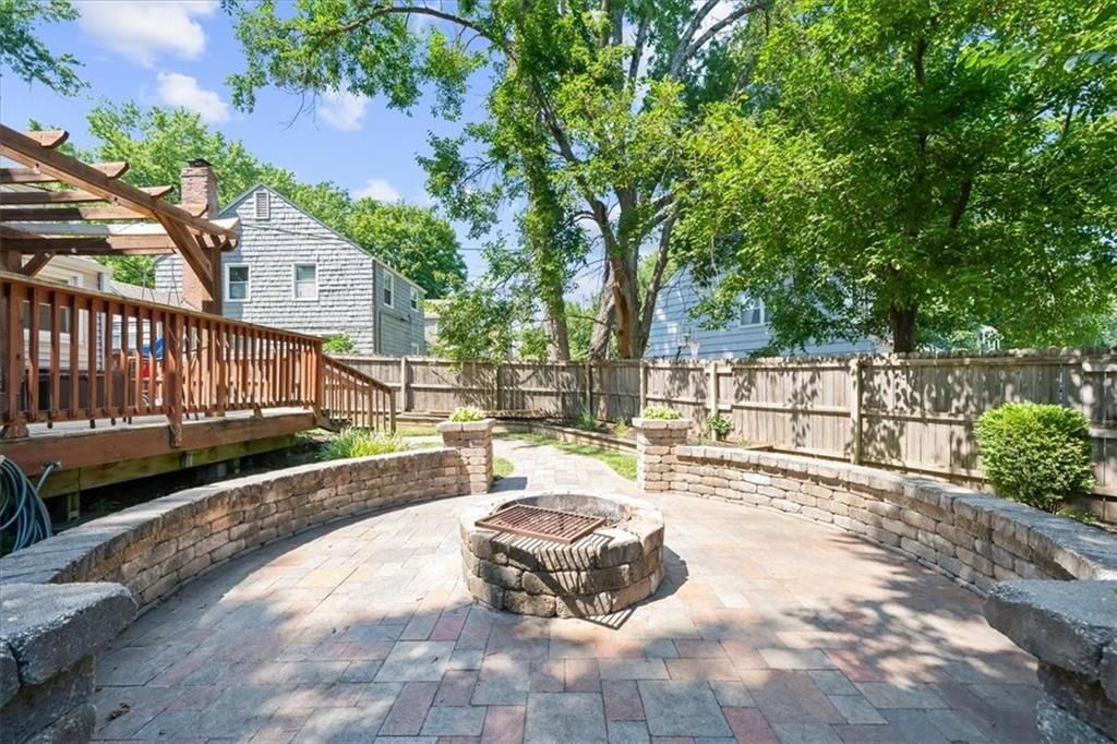 6557 Holmes Road — photo 36