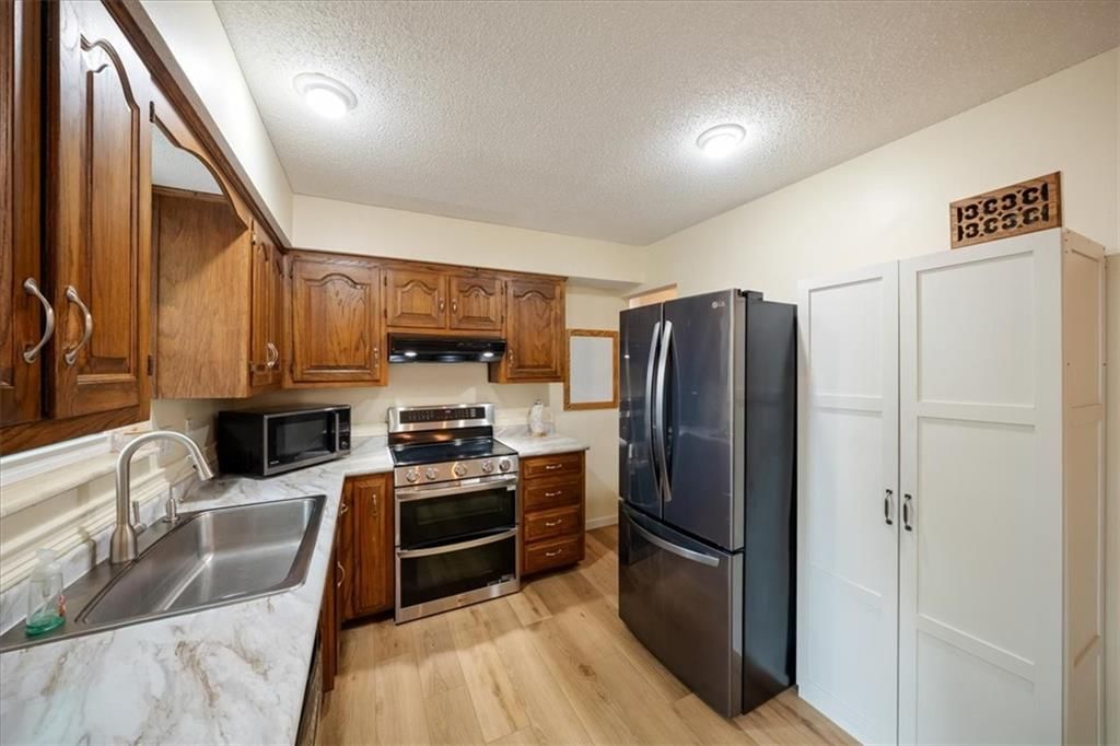 14215 W 94th Terrace — photo 12