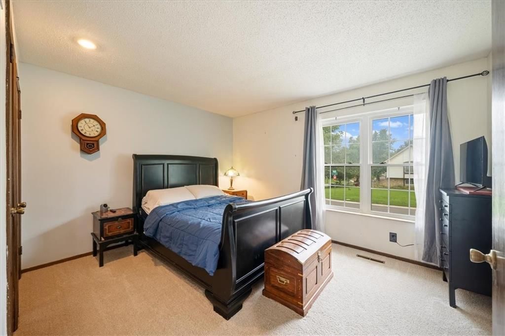 14215 W 94th Terrace — photo 13