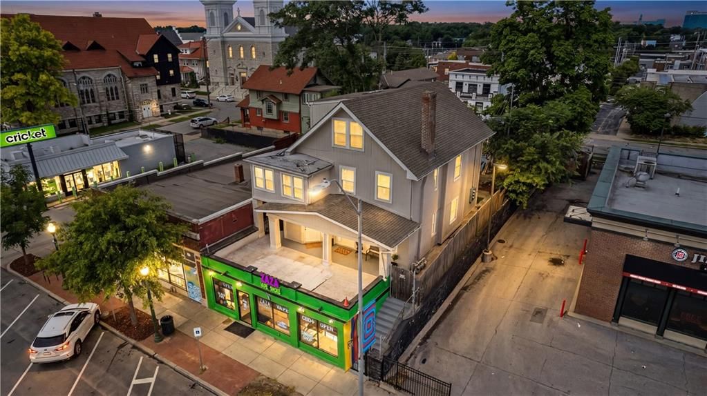 3912 Broadway Boulevard — photo 1
