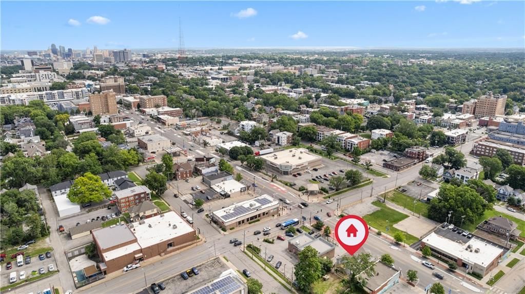 3912 Broadway Boulevard — photo 32