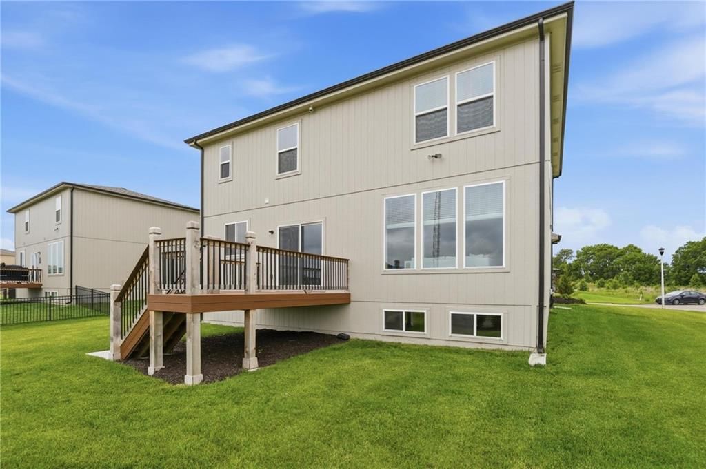 500 SW Chavis Drive — photo 15