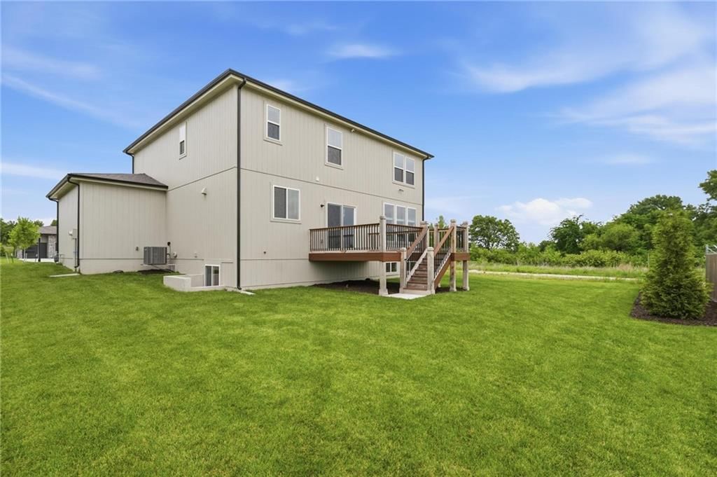 500 SW Chavis Drive — photo 18