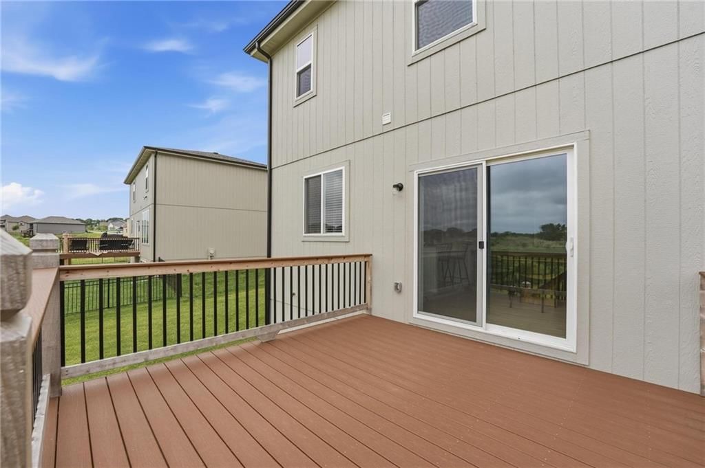 500 SW Chavis Drive — photo 19
