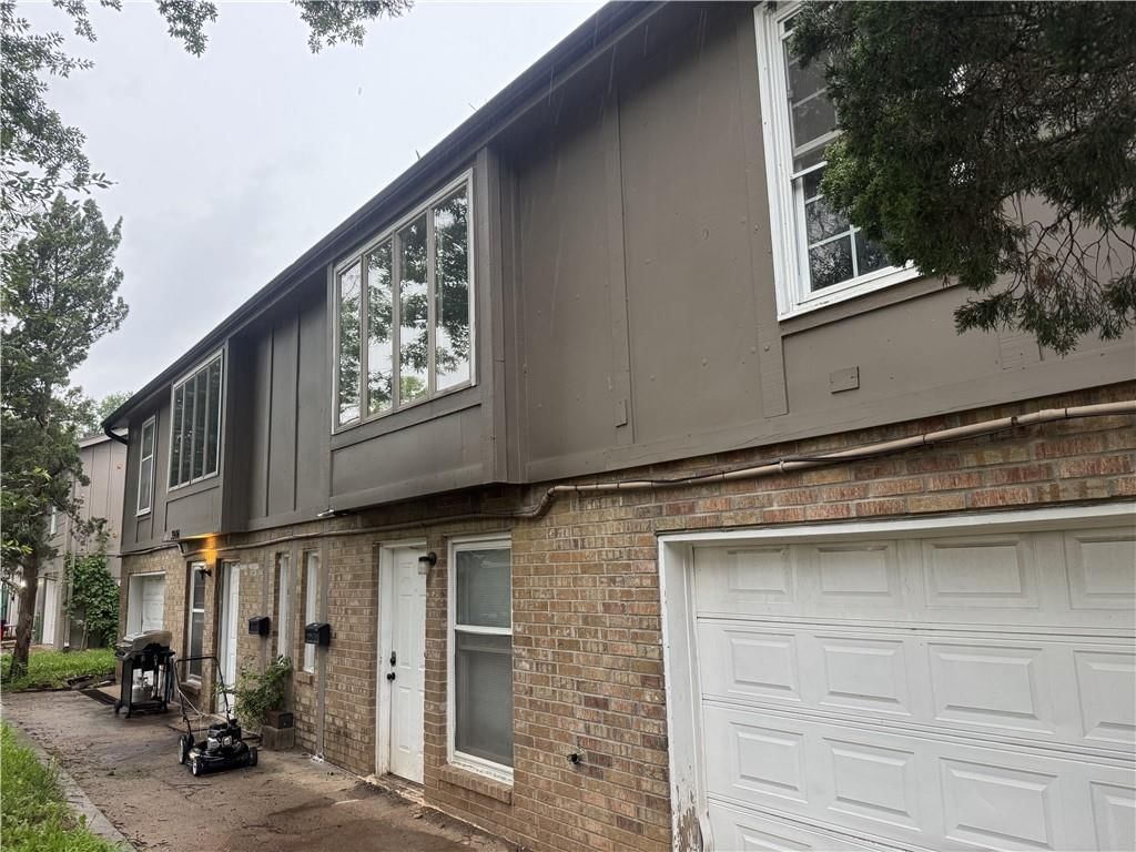 3906 E 123 Terrace — photo 4
