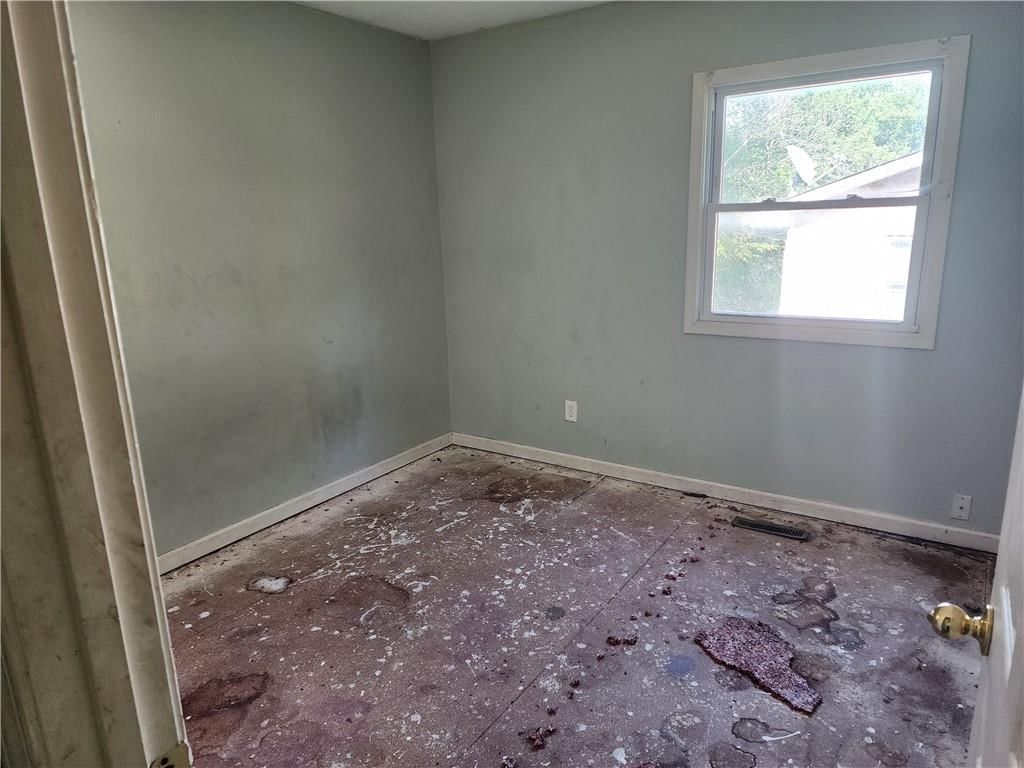 3906 E 123 Terrace — photo 40