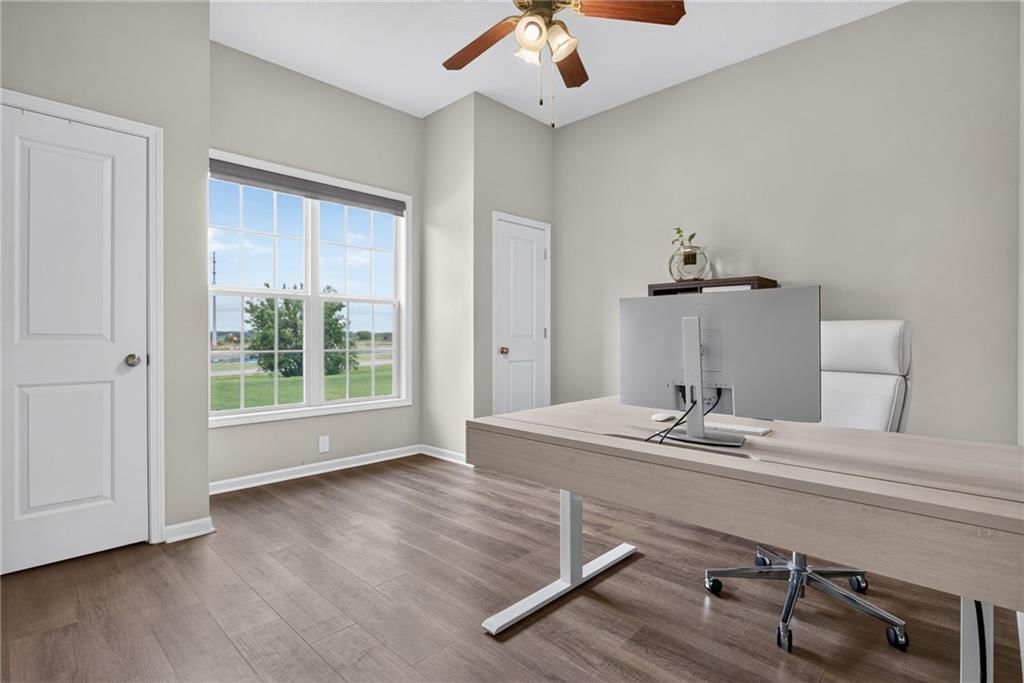 2250 Lake Pointe Drive — photo 29