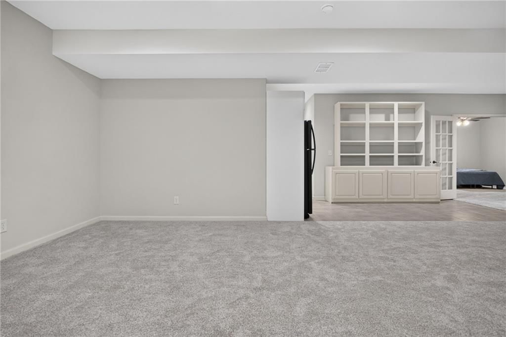 2250 Lake Pointe Drive — photo 37