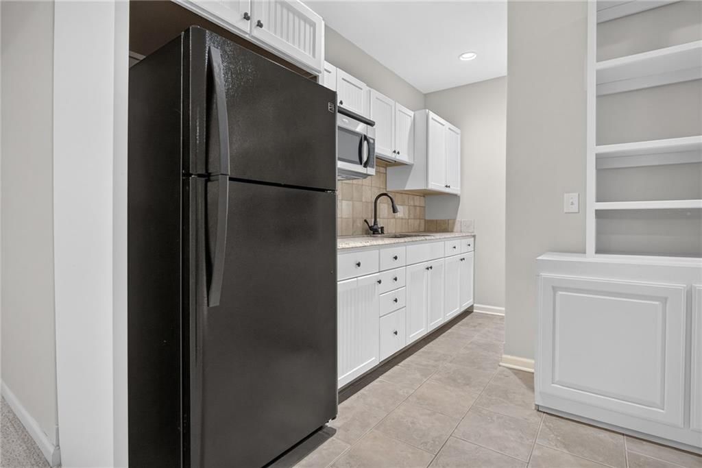 2250 Lake Pointe Drive — photo 44