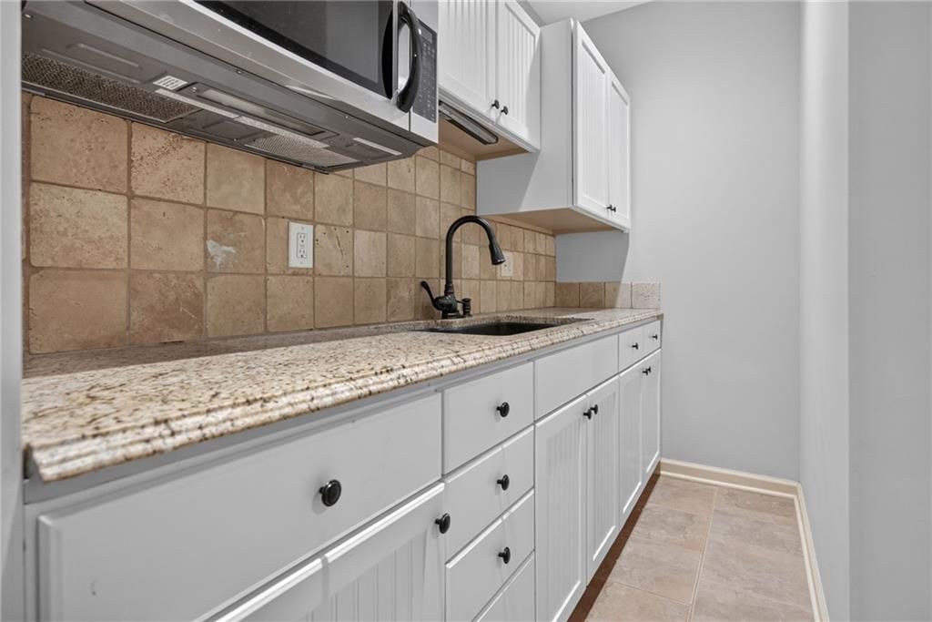 2250 Lake Pointe Drive — photo 46