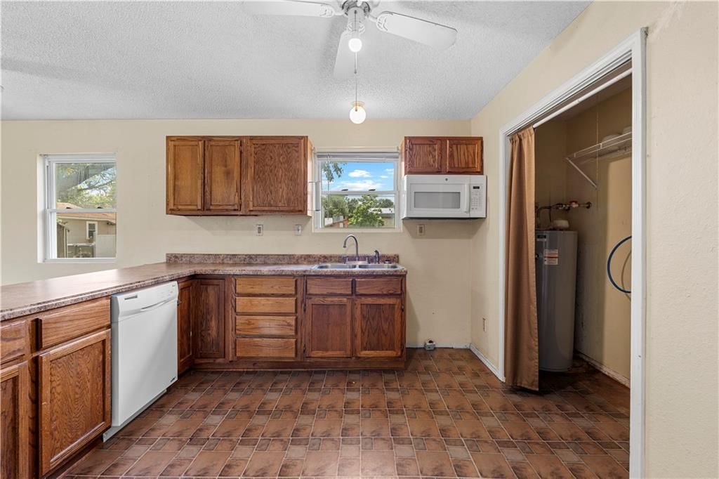 203 & 207 W Market Street — photo 18