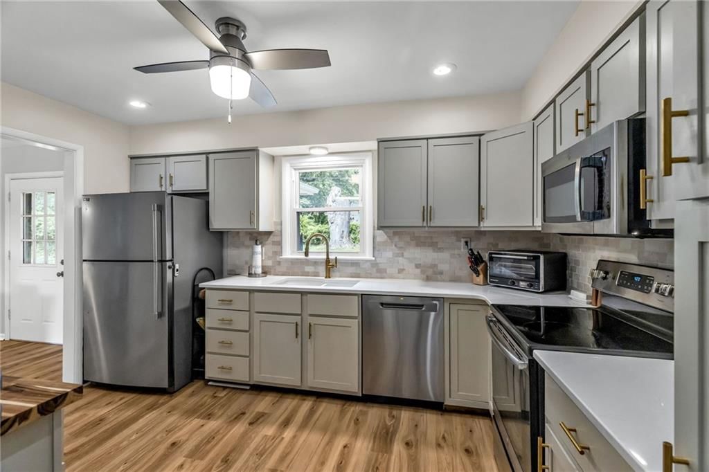5035 N Euclid Street — photo 11