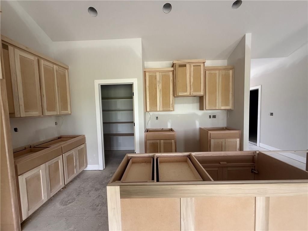 8915 Varner Road — photo 13