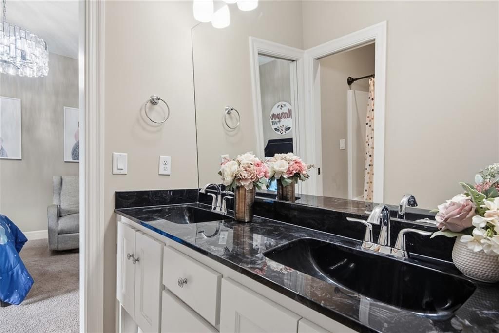 7817 Green Street — photo 30