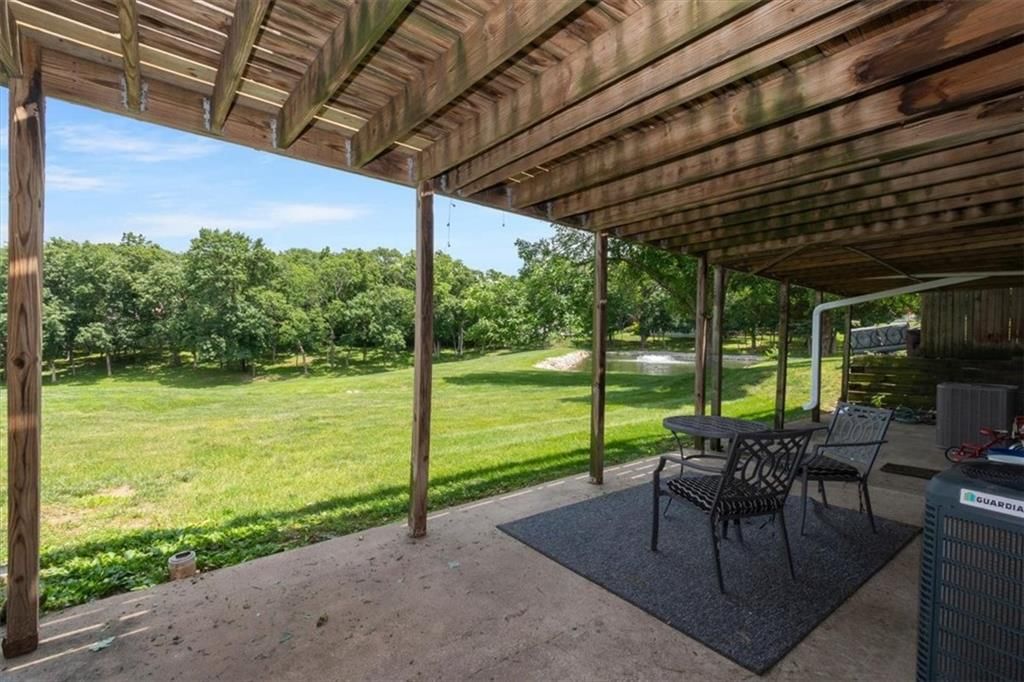 284 NE Bayview Drive — photo 22