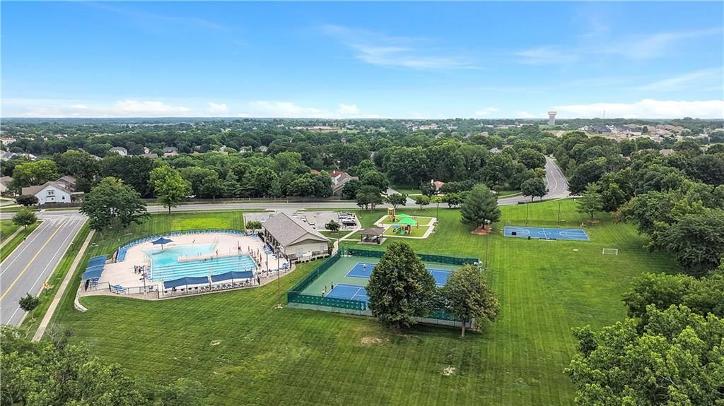 284 NE Bayview Drive — photo 33