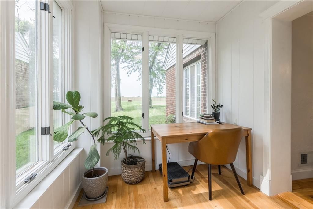 8715 State Avenue — photo 26