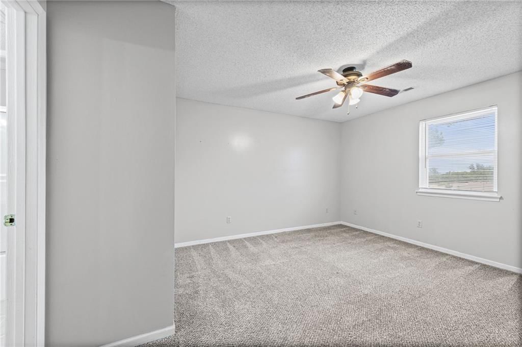 105 Basswood Court — photo 10