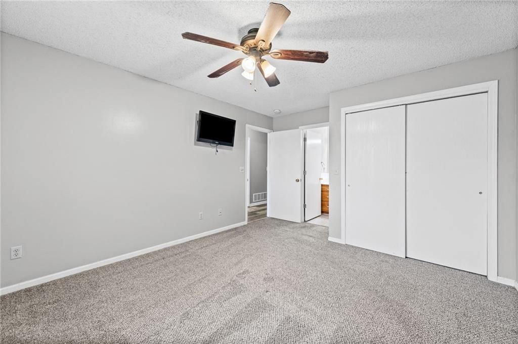 105 Basswood Court — photo 12