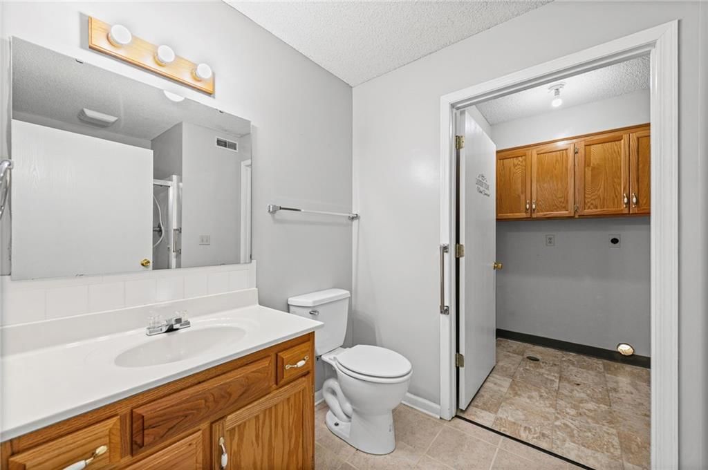 105 Basswood Court — photo 16
