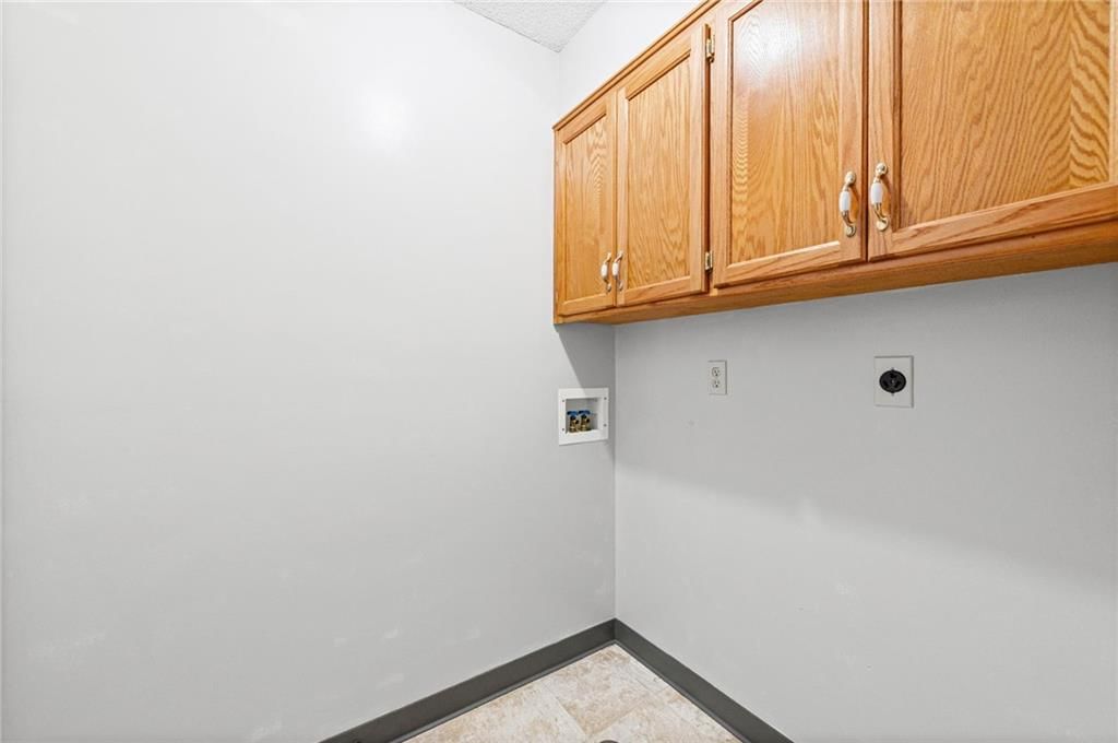 105 Basswood Court — photo 18
