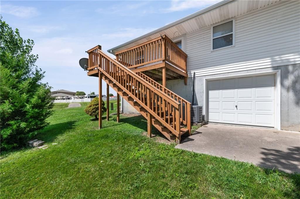 105 Basswood Court — photo 19