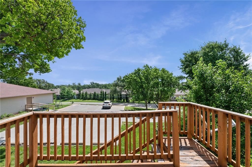 105 Basswood Court — photo 21
