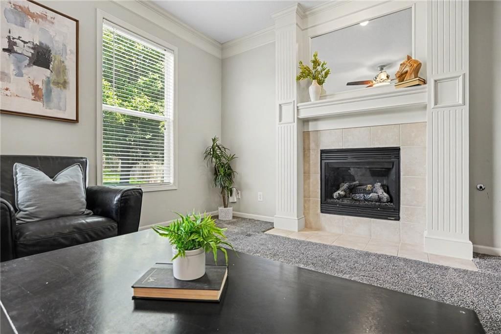 986 Wellington Way — photo 4