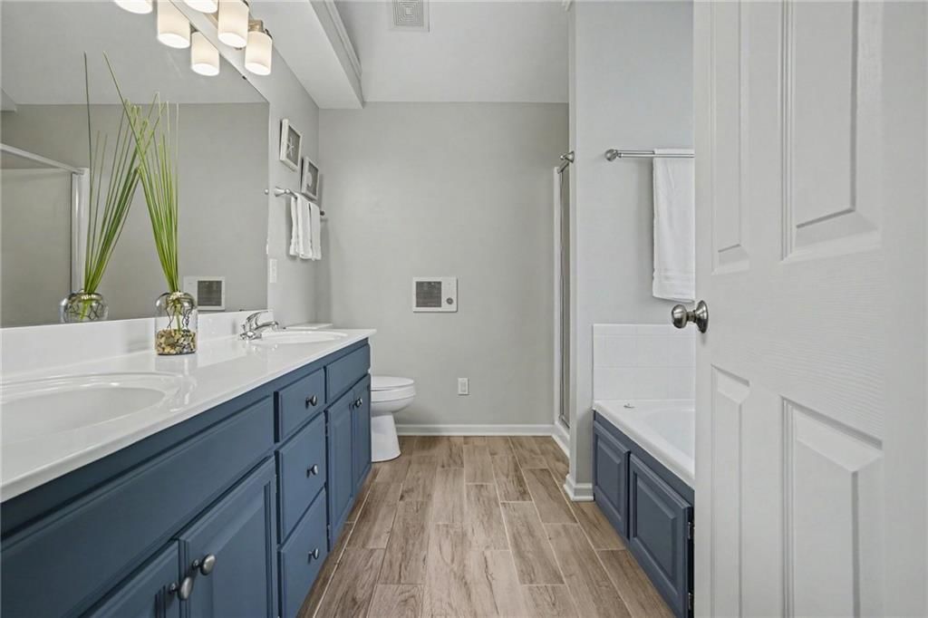 986 Wellington Way — photo 15