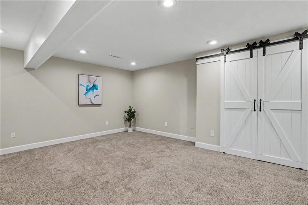 986 Wellington Way — photo 20