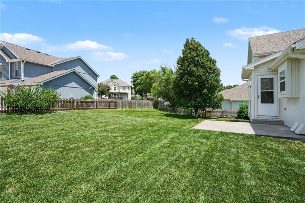 986 Wellington Way — photo 23