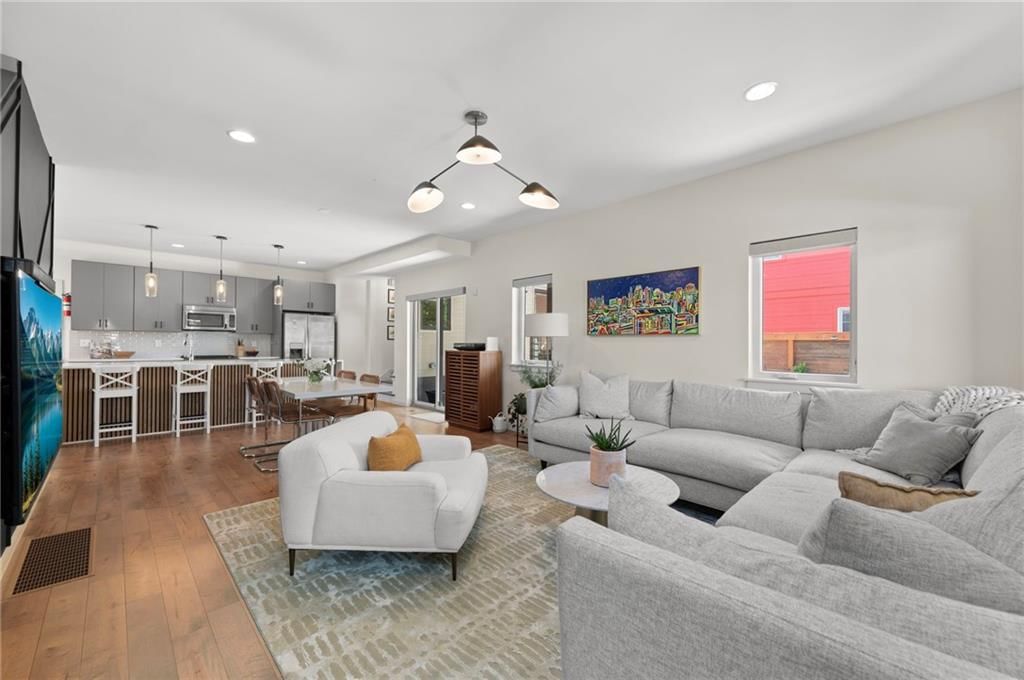 2445 Tracy Avenue — photo 6