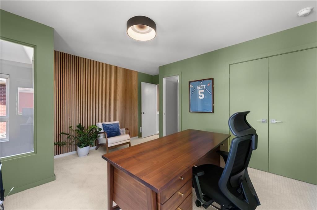 2445 Tracy Avenue — photo 22