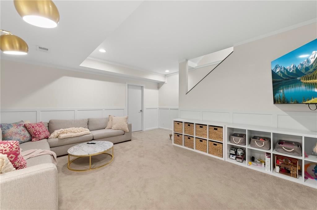2445 Tracy Avenue — photo 27