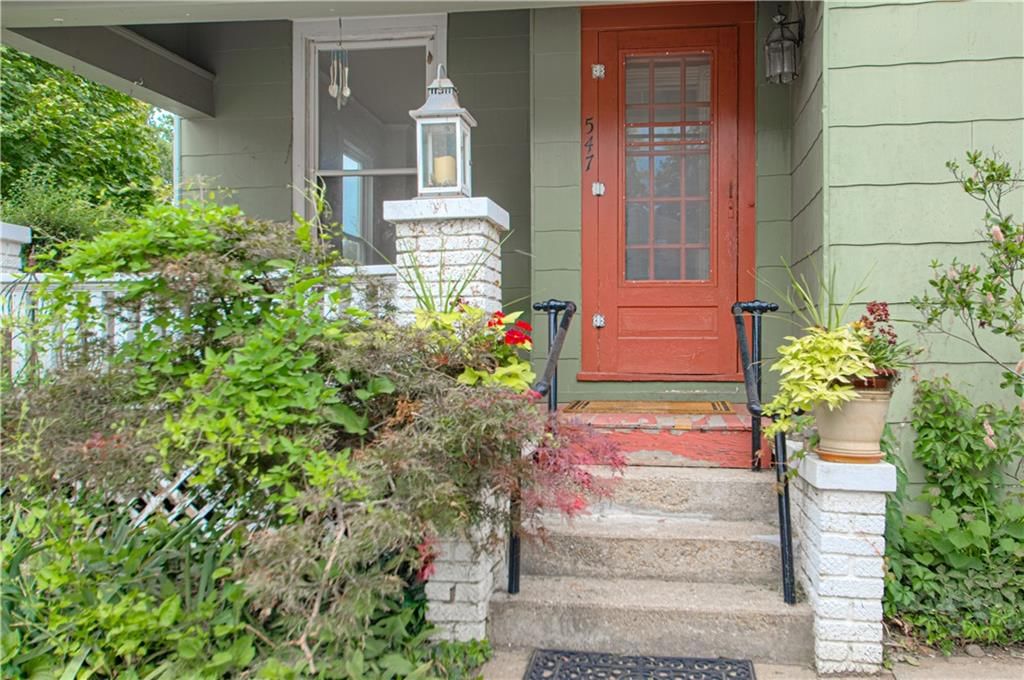 547 Main Street — photo 3