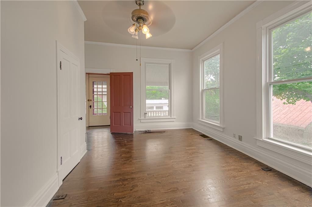 547 Main Street — photo 7