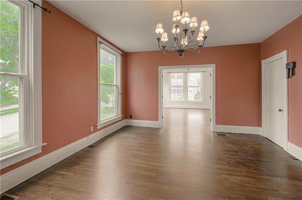 547 Main Street — photo 10