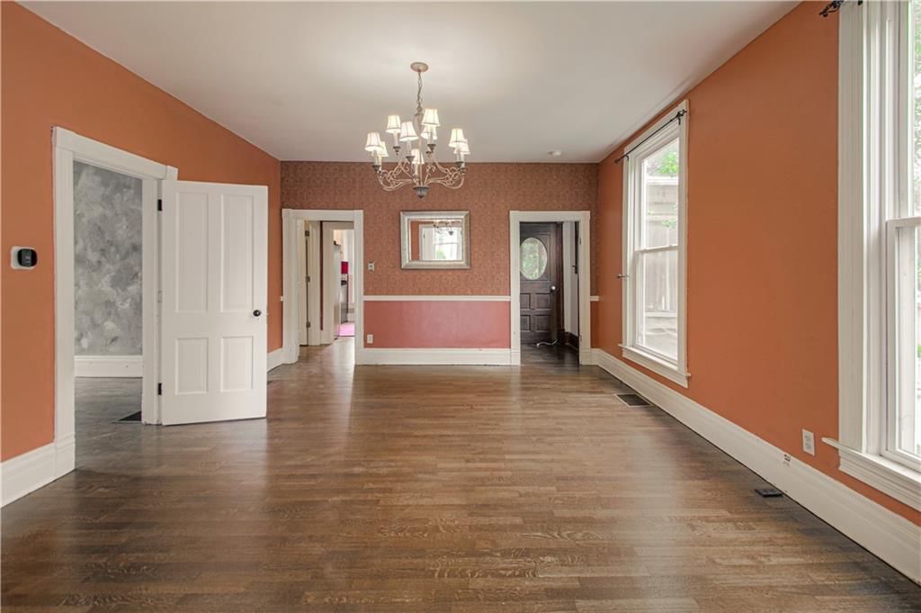 547 Main Street — photo 11