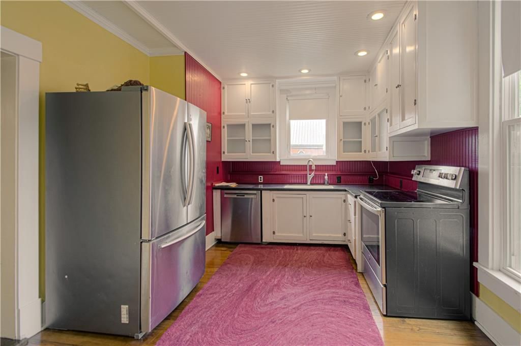 547 Main Street — photo 13