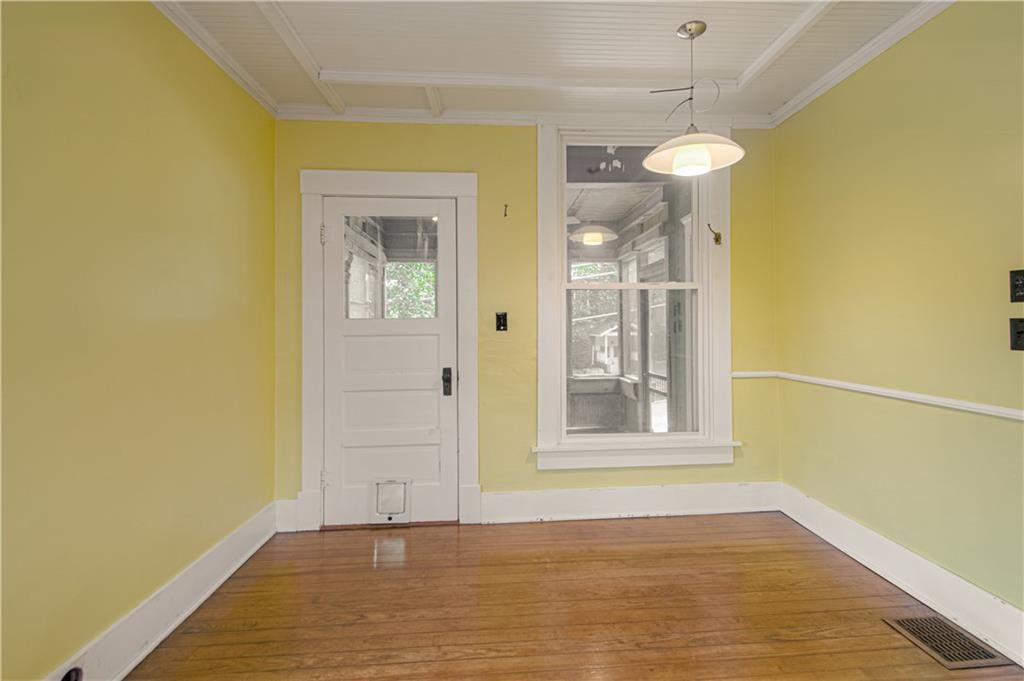 547 Main Street — photo 15