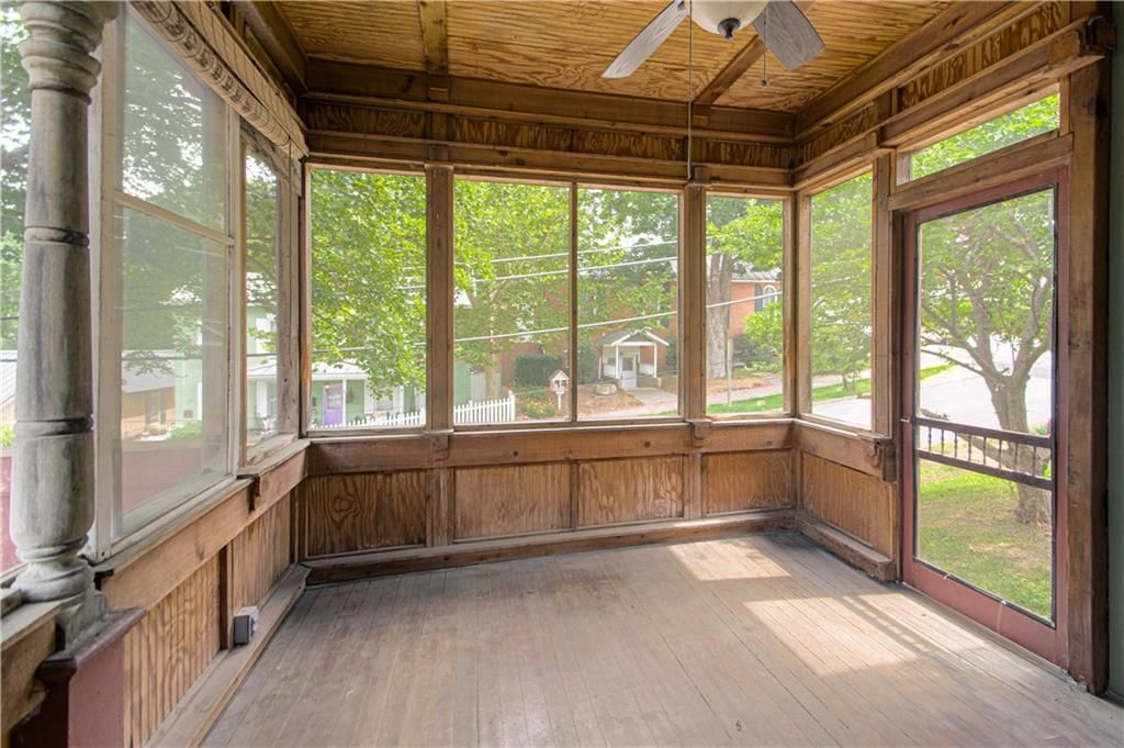 547 Main Street — photo 16