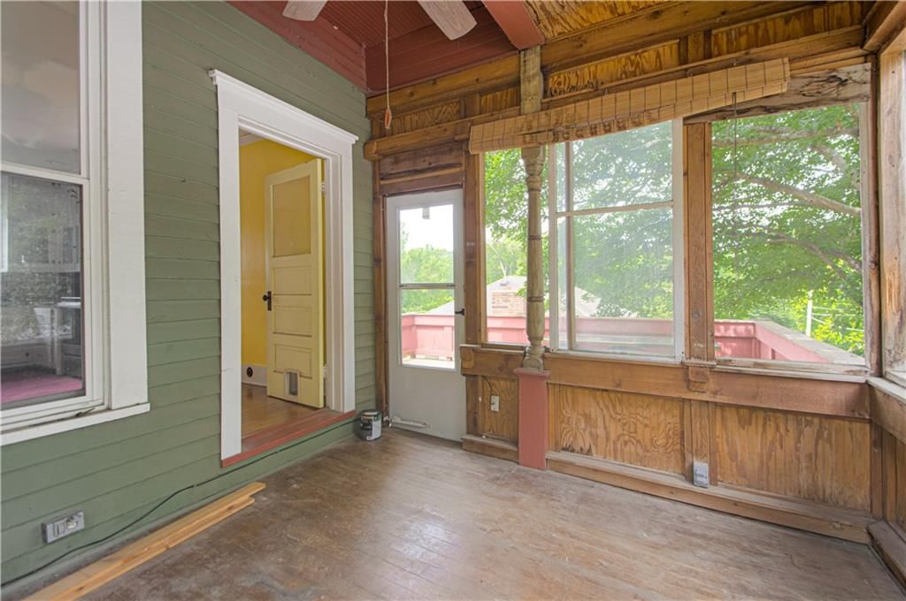 547 Main Street — photo 18