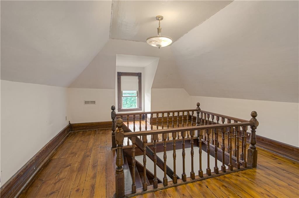 547 Main Street — photo 27