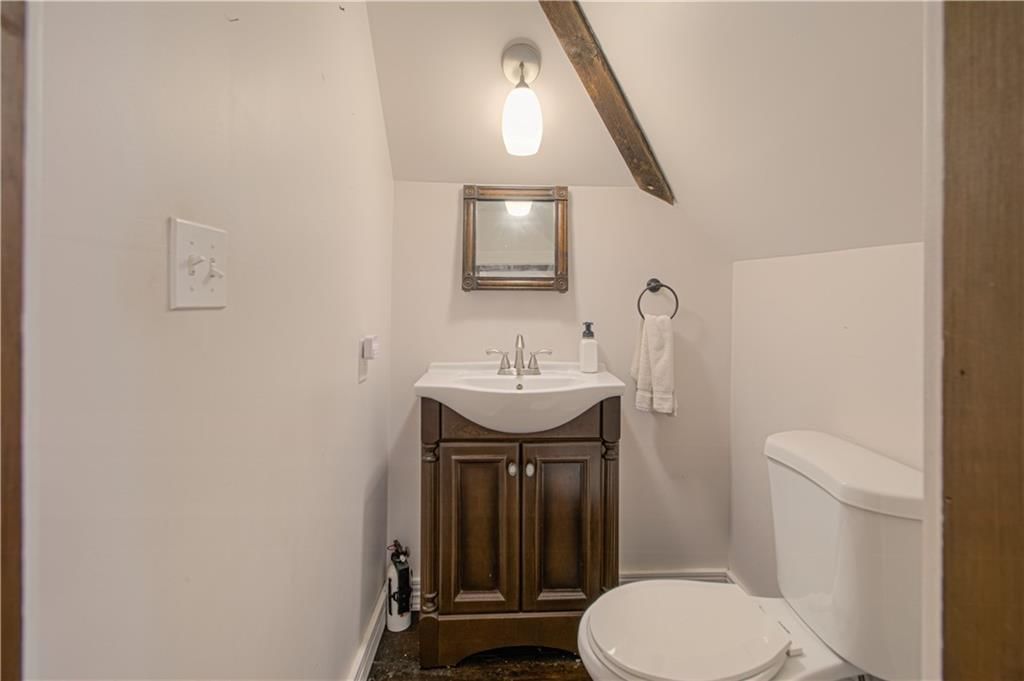 547 Main Street — photo 30