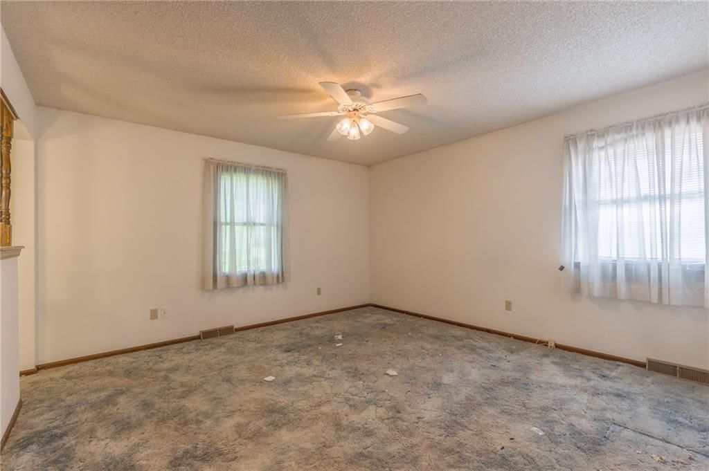 16312 E 28th Street — photo 18